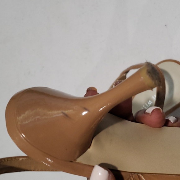 Nine West Cream Pointy Heels - Picture 9 of 11